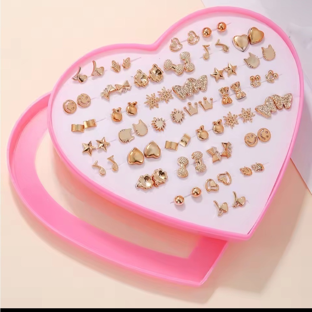 Cute Mini Stud Earrings 36 Pairs/Design Fashion Daily Jewelry for Girls
0422